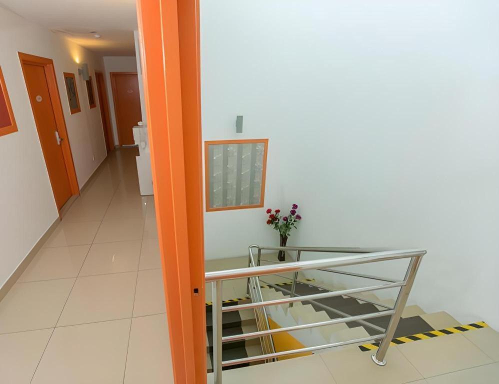 1 Hotel Mahkota Cheras Eksteriør bilde